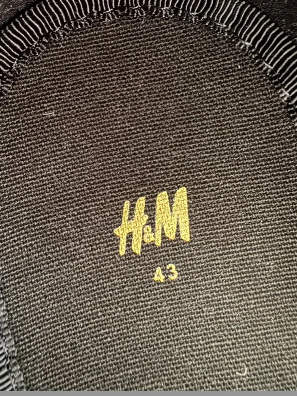 BRAND NEW H&M Black Loafers in Size 43